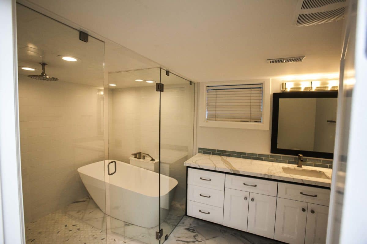view of bathtub in the shower room, and vanity
